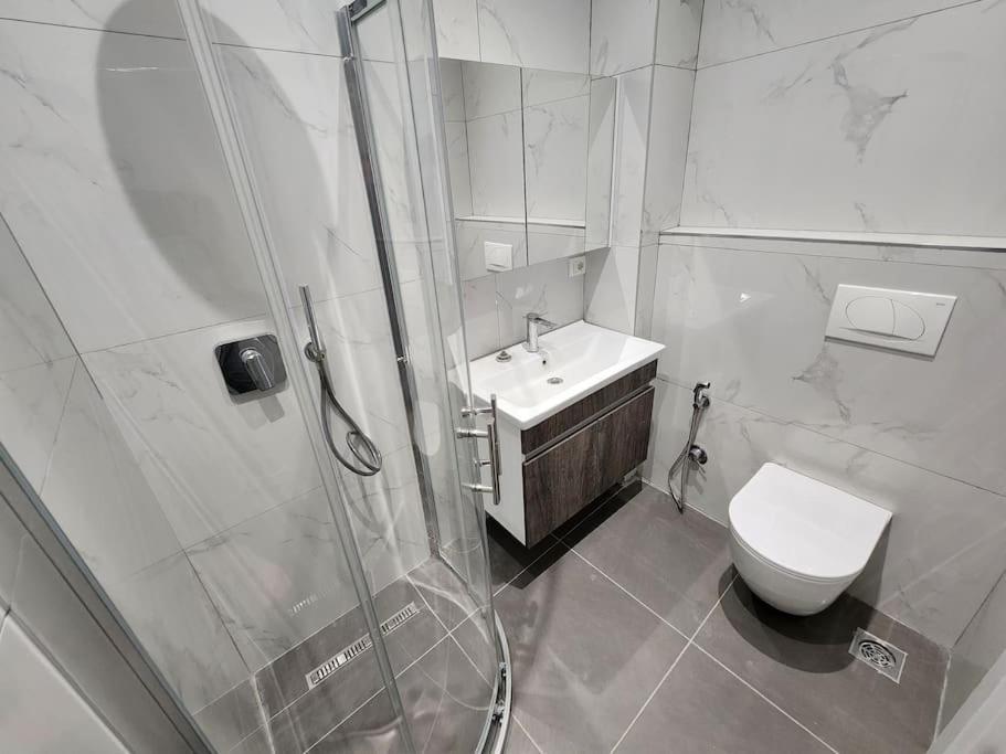 Central Tirana Apartment Getaway Eksteriør bilde